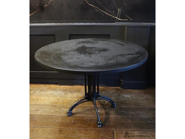 Horeca tafel met gietijzeren onderstel - afbeelding 1 van  4