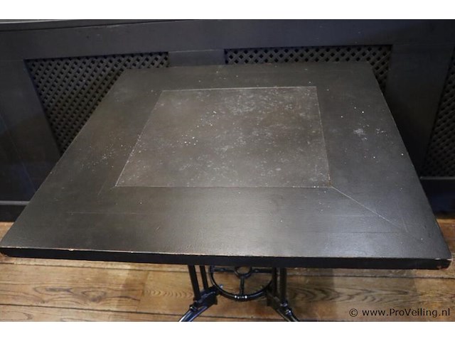 Horeca tafel met gietijzeren onderstel - afbeelding 2 van  5