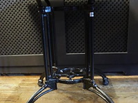 Horeca tafel met gietijzeren onderstel - afbeelding 4 van  5