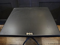 Horeca tafel met gietijzeren onderstel - afbeelding 2 van  4