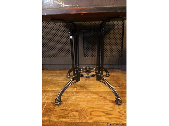 Horeca tafel met gietijzeren onderstel - afbeelding 5 van  6