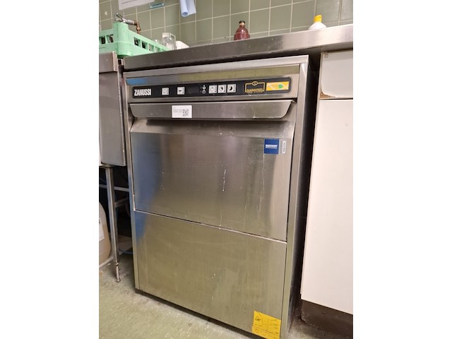 Horeca vaatwasser, zanussi, zucai, 2018 - afbeelding 1 van  6