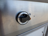 Horeca werkbank met geïntegreerde friteuse en kookplaat, hakvoort - afbeelding 4 van  18