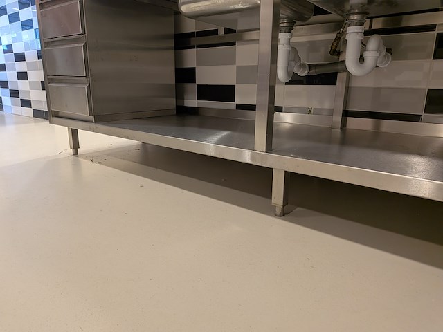 Horeca werktafel, beuk horeca - afbeelding 16 van  16