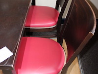 Horecaset bestaande uit tafel en 4 stoelen. tafelafmeting 120 x 80 x 75 cm. - afbeelding 4 van  4