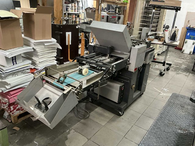 Horizon afc a43 vouwmachine met kruisslag - afbeelding 1 van  24