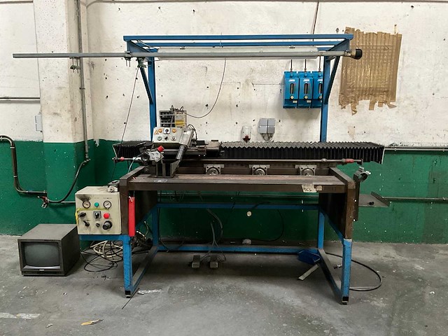 Horizontale hoogprecisie lasmachine - afbeelding 2 van  6