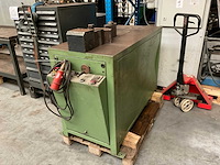 Horizontale hydraulische pers