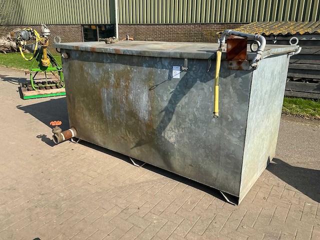 Horizontale opslagtank - afbeelding 1 van  4