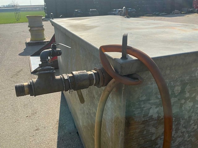 Horizontale opslagtank - afbeelding 4 van  4