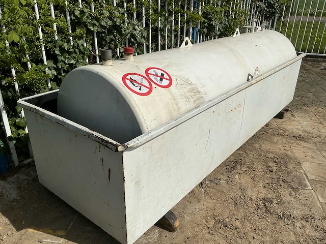 Horizontale opslagtank - afbeelding 1 van  3