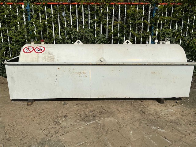 Horizontale opslagtank - afbeelding 2 van  3