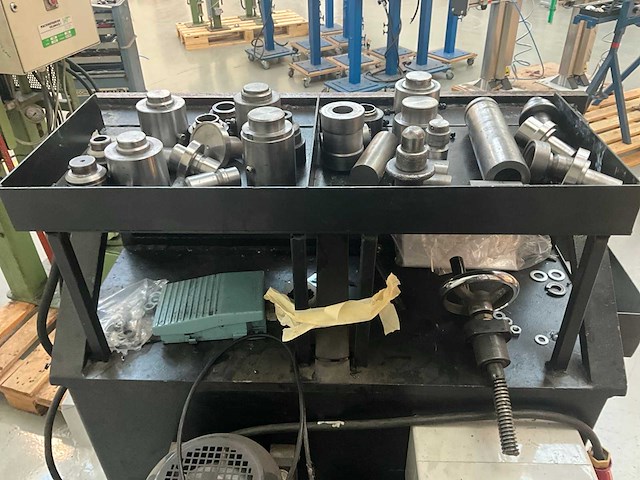 Horizontale persmachine - afbeelding 6 van  11