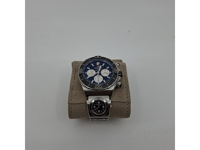 Horloge breitling, super chronomat b01 black ring - afbeelding 11 van  16