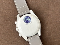 Horloge omega, speedmaster, beige, 2024 - afbeelding 3 van  8