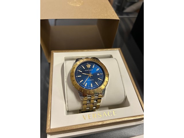 Horloge, versace - afbeelding 2 van  6