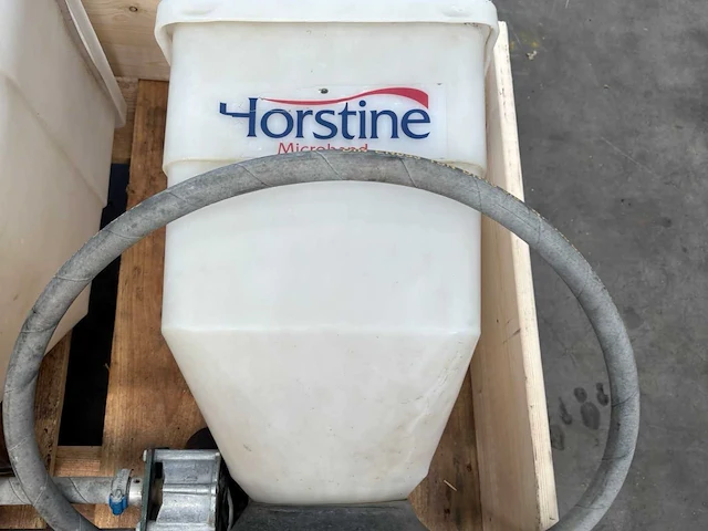 Horstine microband microgranulaatstrooier – dubbele doseerunit - afbeelding 4 van  7
