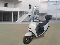 Horwin - snorscooter - ek1 light 26 std r. - e-scooter - afbeelding 1 van  8