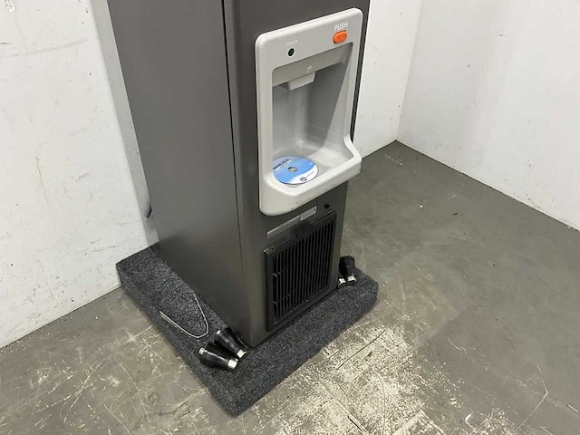 Hoshizaki - dim-30de - ijsblokjesdispenser - afbeelding 4 van  8