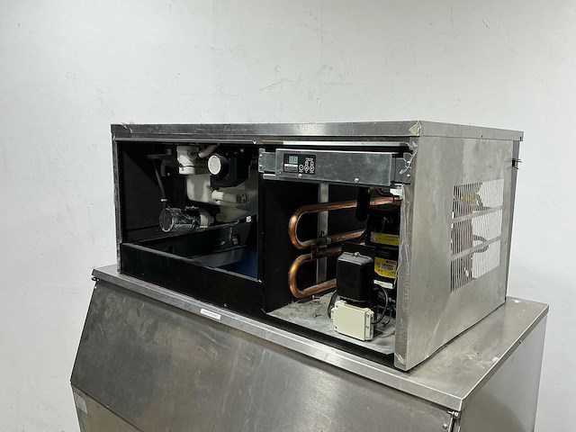 Hoshizaki - ijsmachine - afbeelding 2 van  7