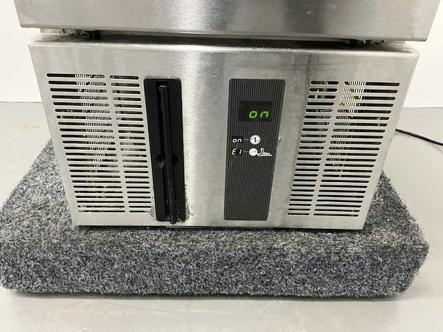 Hoshizaki - im-21cne - ijsblokjesmachine - afbeelding 4 van  4