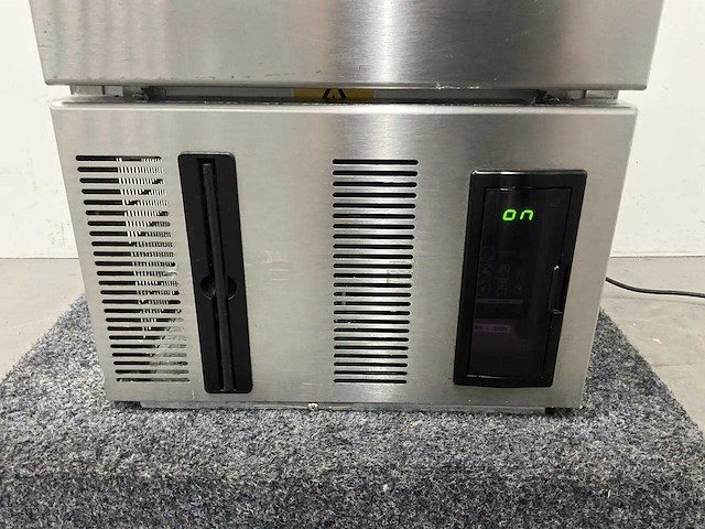 Hoshizaki - im-21cpe - ijsblokjesmachine - afbeelding 1 van  4