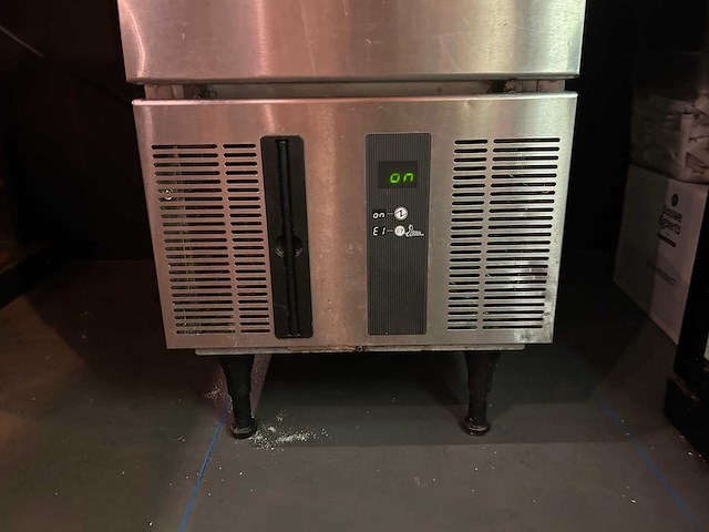 Hoshizaki - im-30cne - ijsblokjesmachine - afbeelding 5 van  5