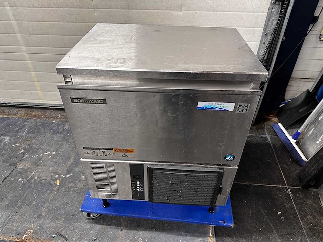 Hoshizaki ijsblokjesmachine met bunker im-45cne-hc - afbeelding 2 van  7