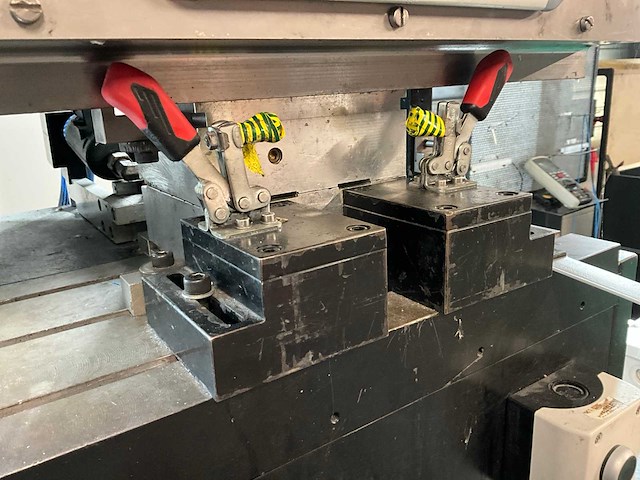 Hot mold lijmmachine - afbeelding 9 van  11