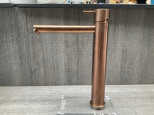 Hotbath cobber wastafelkraan brushed copper pvd hoog model 29cm - afbeelding 4 van  7