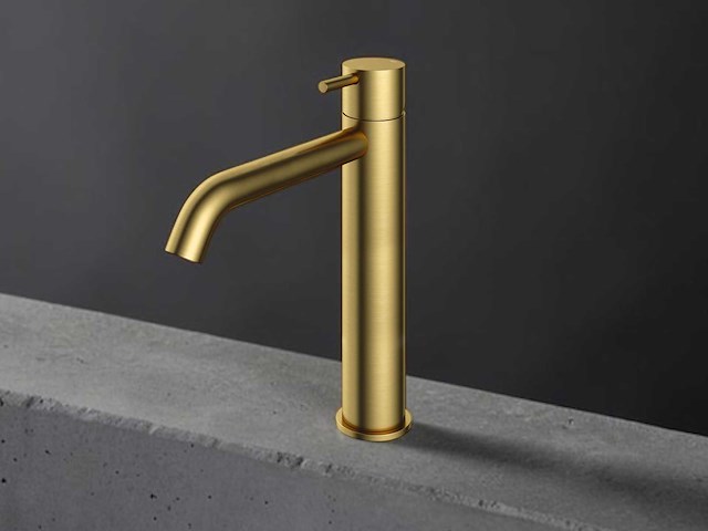 Hotbath cobber wastafelkraan verhoogd model geborsteld messing pvd cb003hcbbp - afbeelding 1 van  6