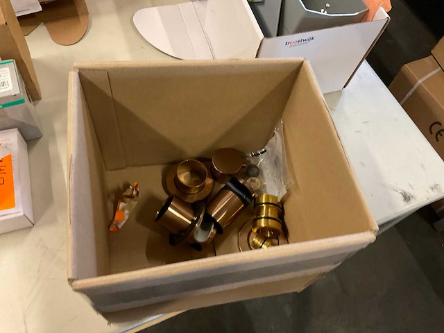 Hotbath diverse afbouwdelen - afbeelding 3 van  3