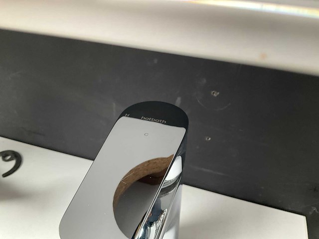 Hotbath gringo wastafelmengkraan zonder waste - afbeelding 5 van  6