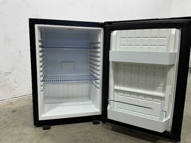 Hotek - e-698-el40 - minibar koelkast - afbeelding 2 van  4