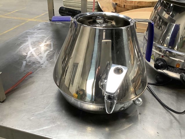 Hotpot en waterkoker - afbeelding 2 van  3