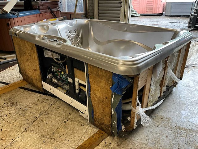 Hotspot jacuzzi - afbeelding 1 van  10