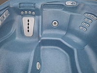 Hotspring 5 persoons jacuzzi en buitenspa - afbeelding 4 van  18