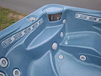 Hotspring 5 persoons jacuzzi en buitenspa - afbeelding 5 van  18