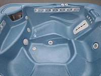 Hotspring 5 persoons jacuzzi en buitenspa - afbeelding 10 van  18