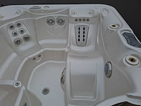 Hotspring 5 persoons jacuzzi en buitenspa - afbeelding 11 van  27