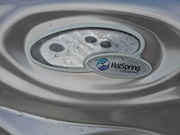 Hotspring 5 persoons jacuzzi en buitenspa - afbeelding 17 van  20