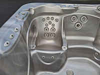 Hotspring 5 persoons jacuzzi en buitenspa - afbeelding 9 van  15