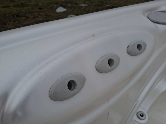 Hotspring 5 persoons jacuzzi en buitenspa - afbeelding 20 van  27