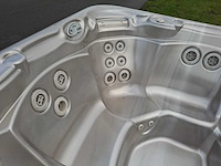 Hotspring 5 persoons jacuzzi en buitenspa - afbeelding 16 van  27
