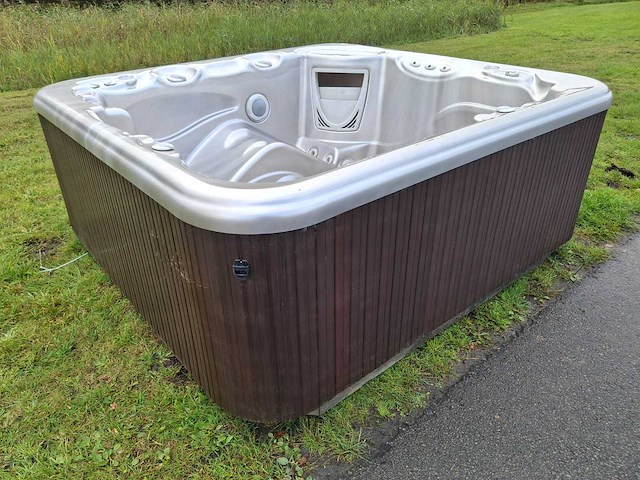 Hotspring 5 persoons jacuzzi en buitenspa - afbeelding 7 van  22