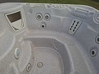 Hotspring 6 persoons jacuzzi en buitenspa - afbeelding 9 van  25
