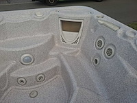 Hotspring 6 persoons jacuzzi en buitenspa - afbeelding 25 van  25