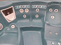 Hotspring 6 persoons jacuzzi en buitenspa - afbeelding 3 van  28