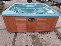 Hotspring 6 persoons jacuzzi en buitenspa - afbeelding 18 van  28