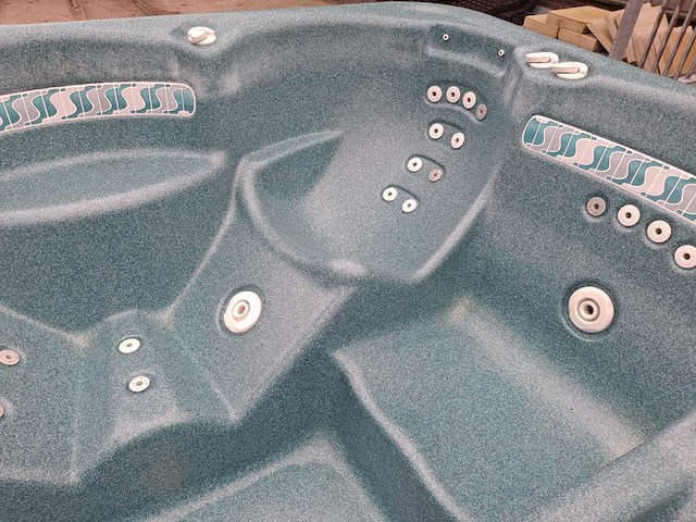 Hotspring 6 persoons jacuzzi en buitenspa - afbeelding 7 van  28